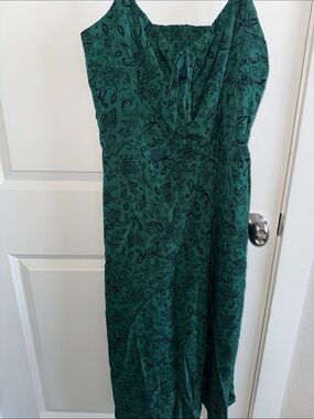 Emerald Paisley Maxi Dress